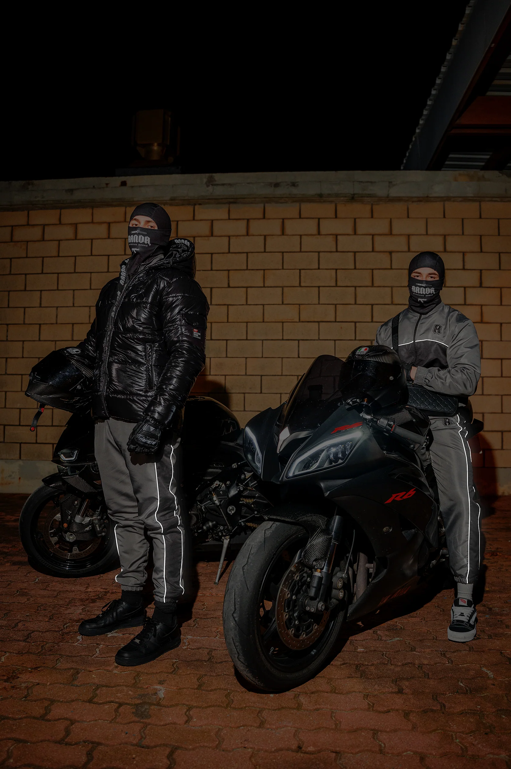 GREY SHIELD REFLECTIVE TRACKSUIT - Image 6