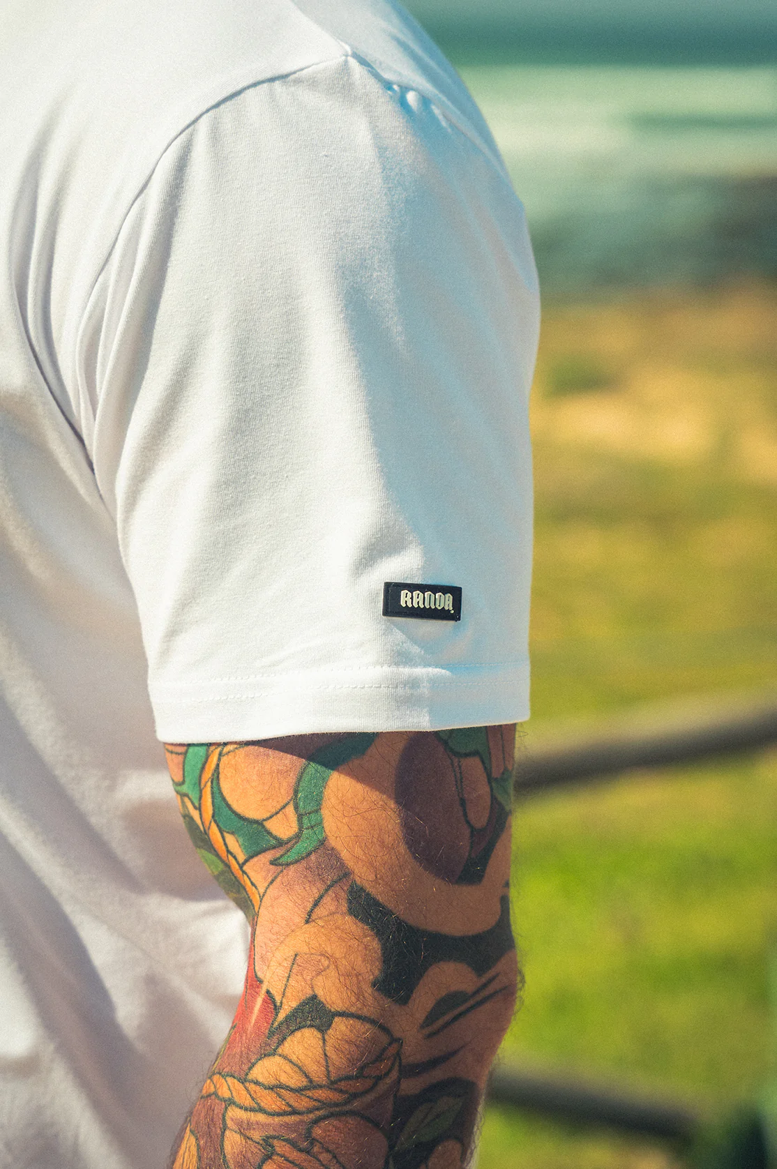 OG SUNNY T-SHIRT - Image 4