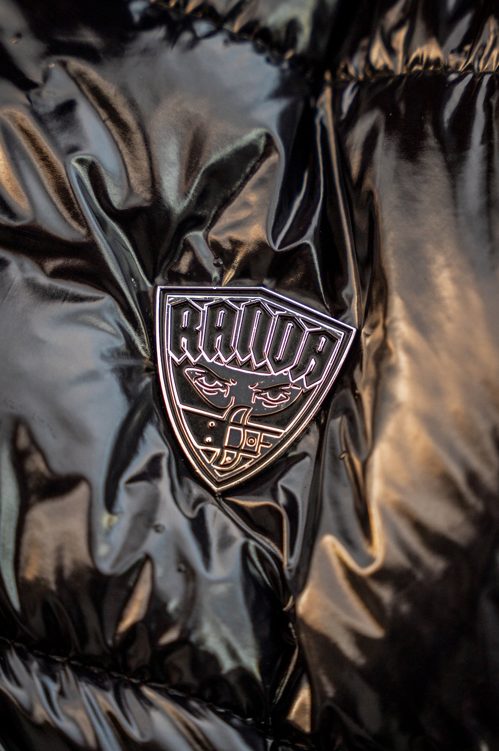 SHADOWS GLOSSY PUFFER JACKET - Image 7